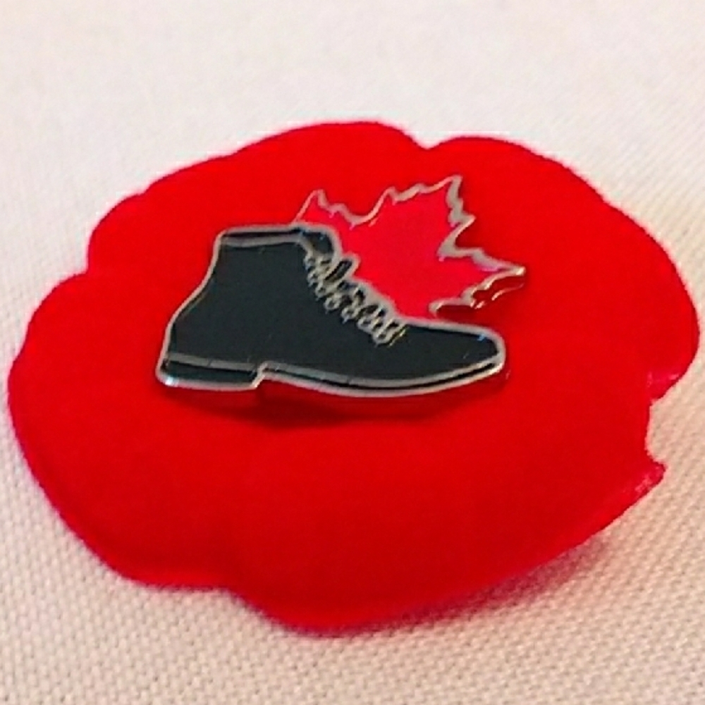 Black Boot Pin with Red 🍁 NEW
